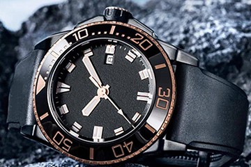 南宁百达翡丽表有水蒸气维修